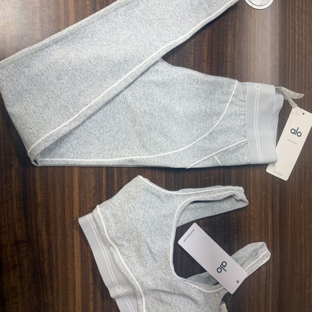 Alo active style yoga set