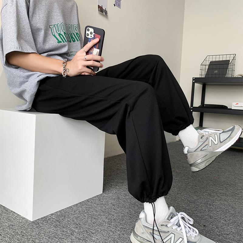 Women and Men Cropped Pants