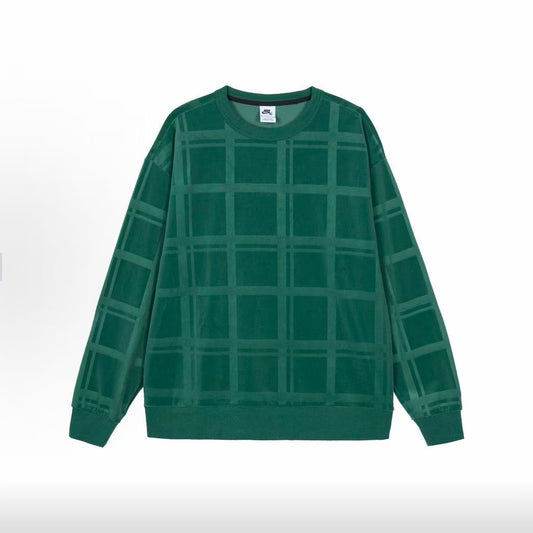 Classic Nike Authentic Sportswear Pullover Sweatshirt