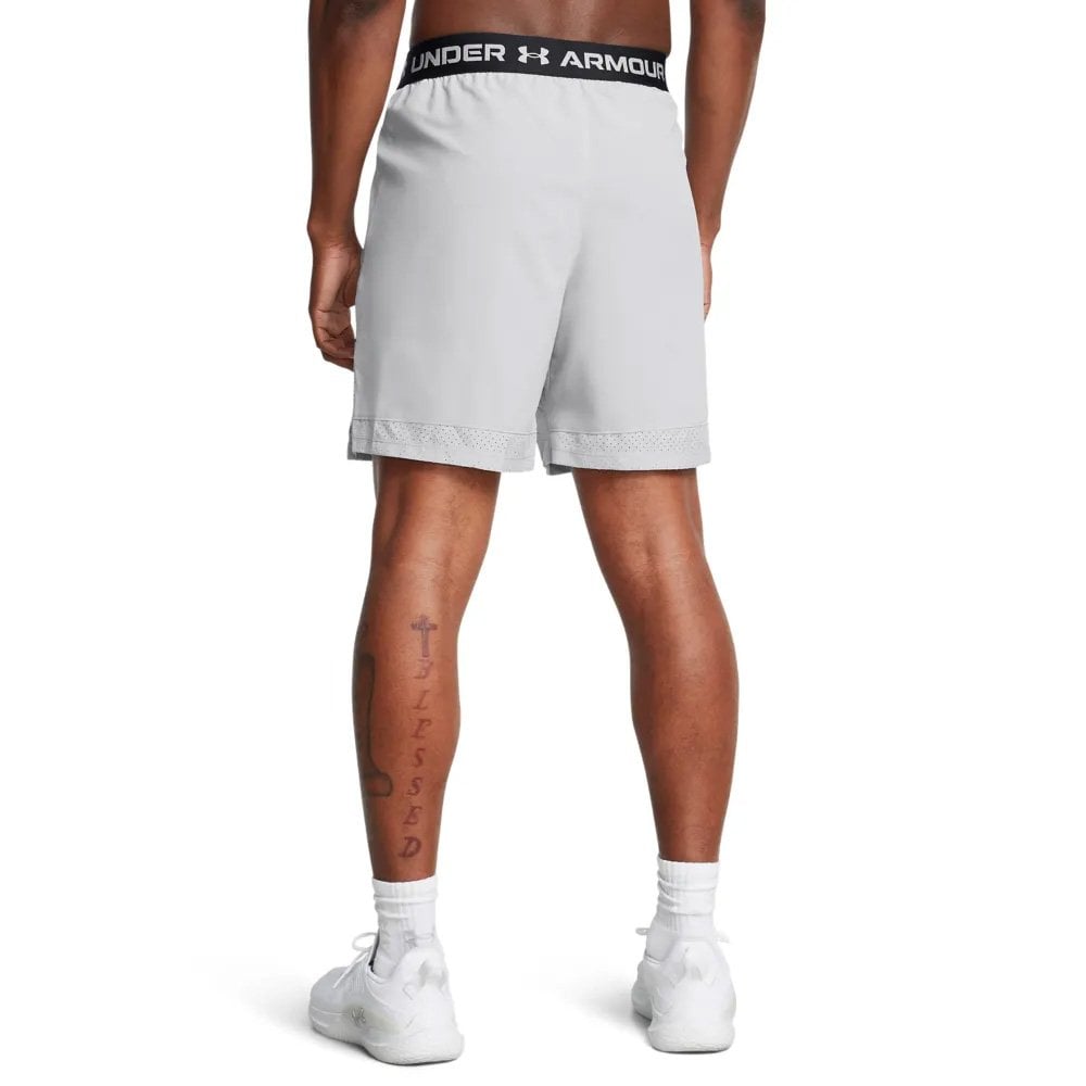 UA Vanish Woven 6inch shorts