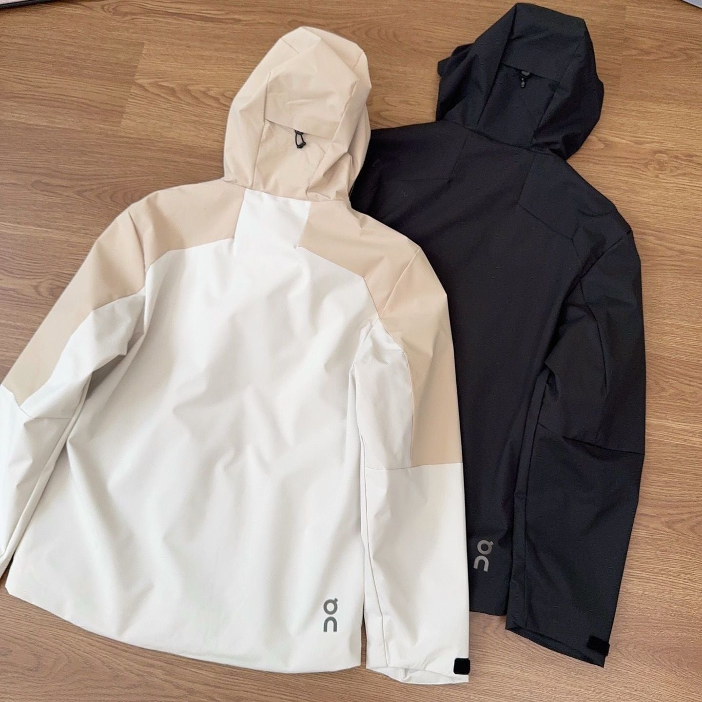 On 2025 Hooded Block Windproof Jacket
