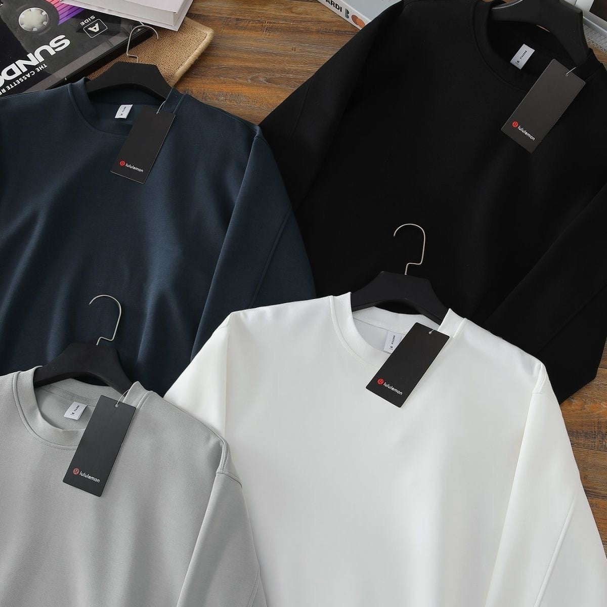 Lululemon Smooth Spacer Classic Fit Crew