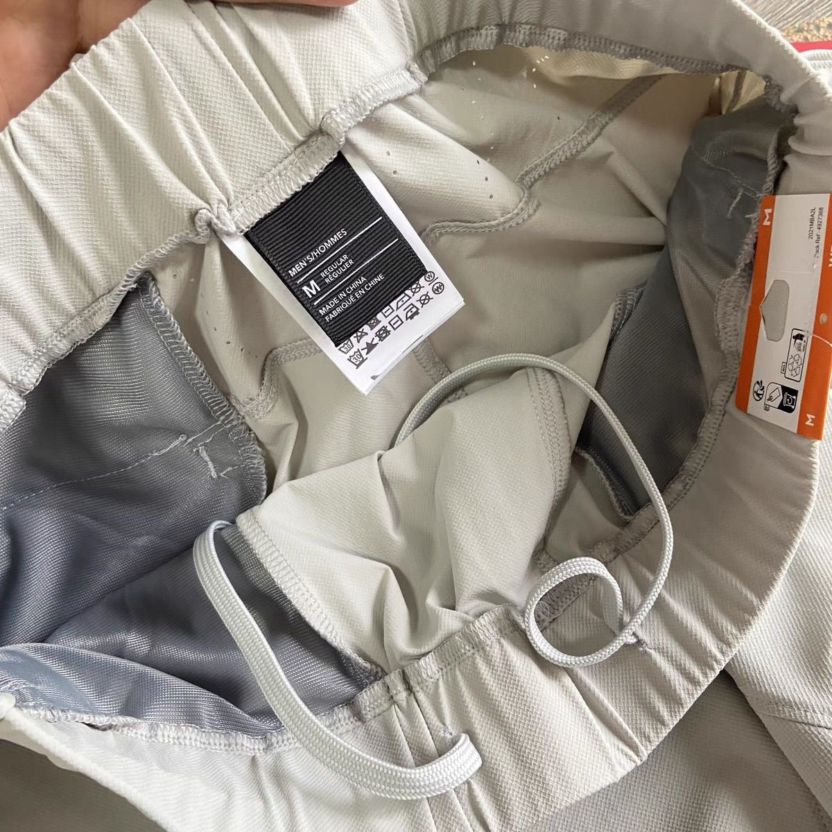 Breathable Mesh Texture Men's shorts