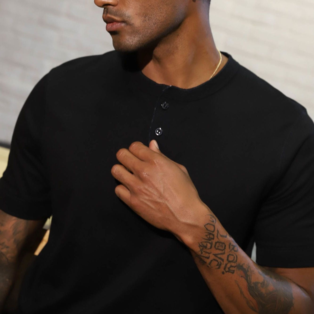 Henley Collar Short-Sleeved & Long sleeved T-Shirt