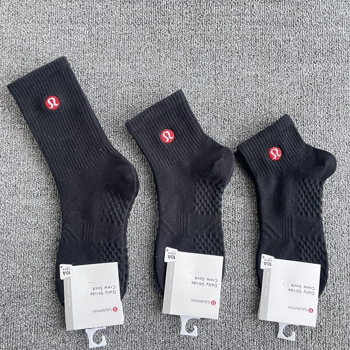 Lulu embroidered pure cotton high socks