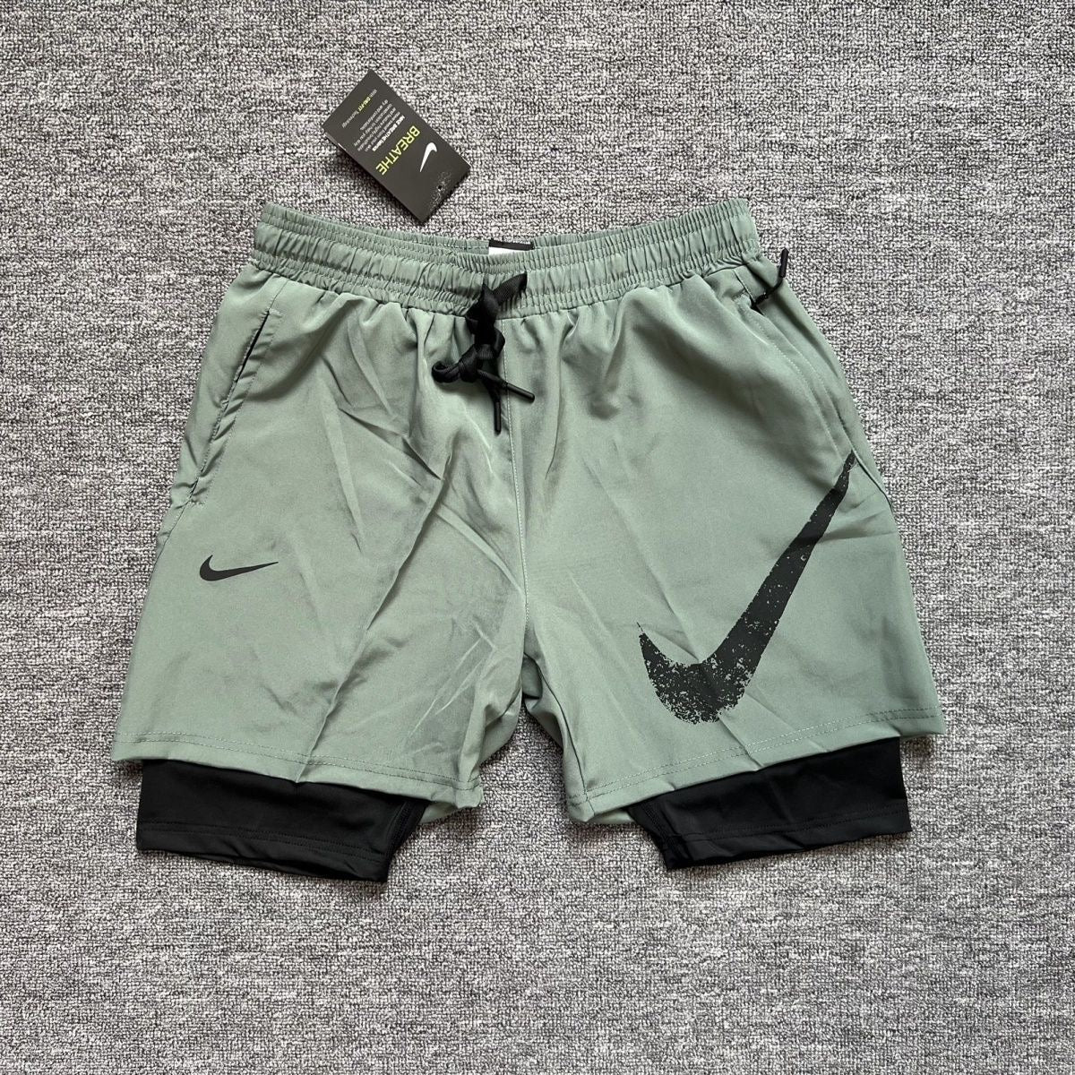 NIKE double-layered, Five-point Short