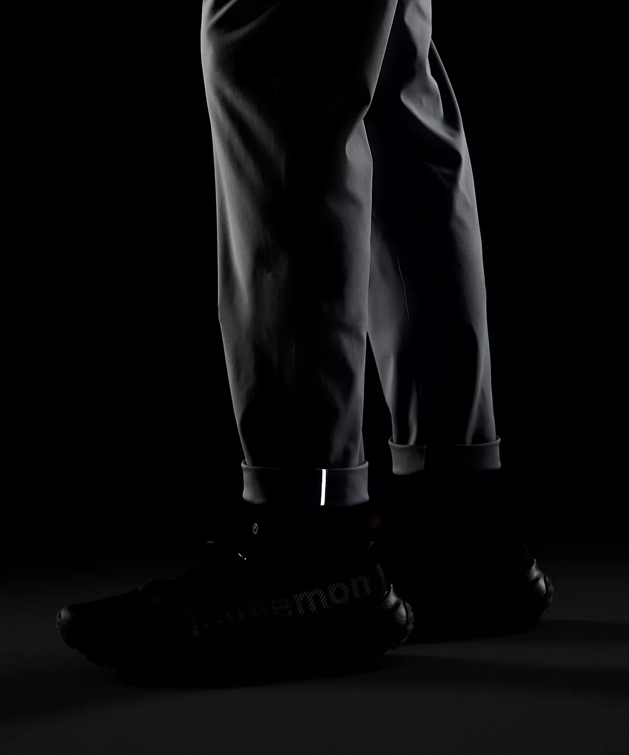 LuLulemon Men’s Commission Long Pants