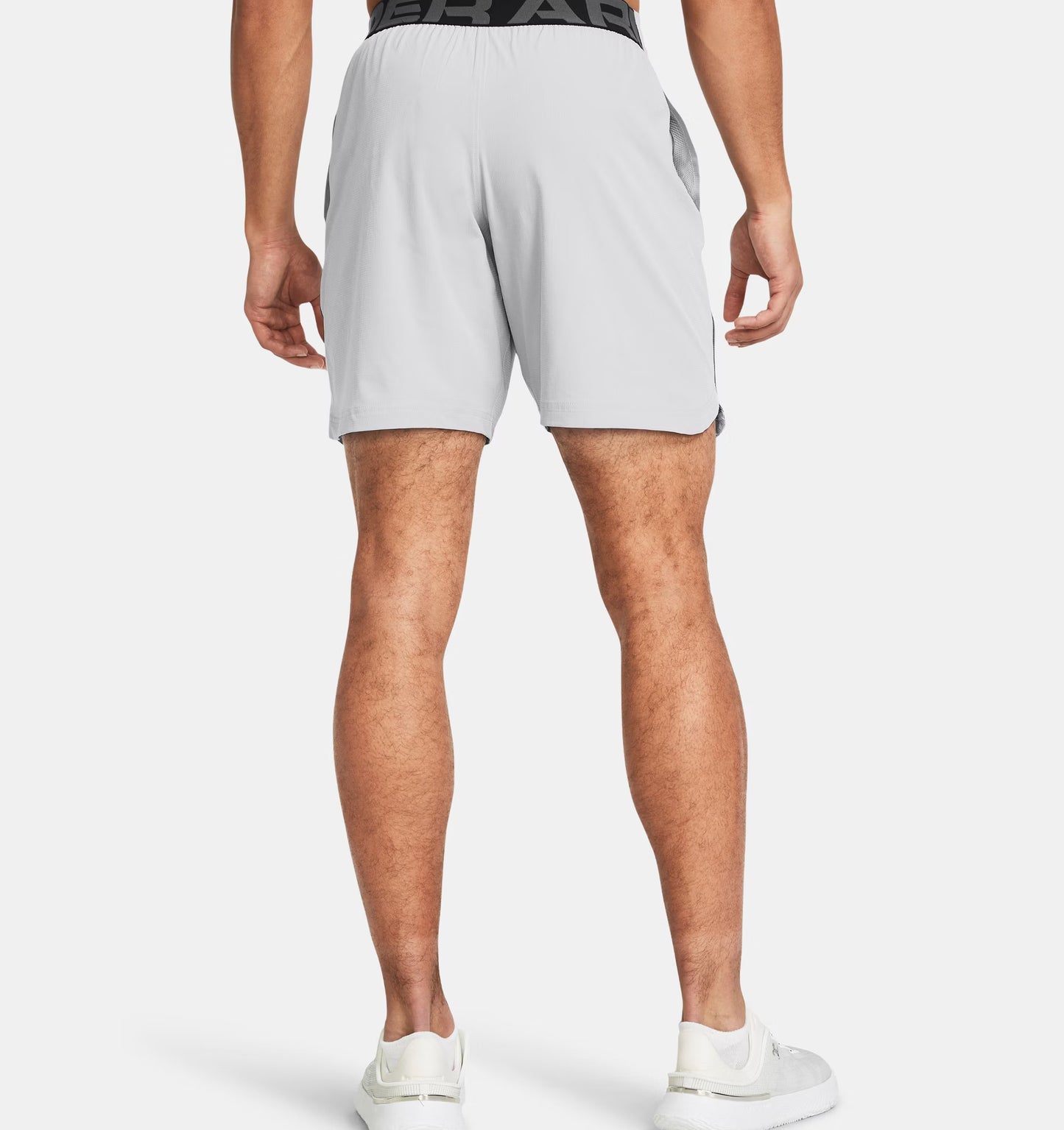 UA Elevated Woven 2.0